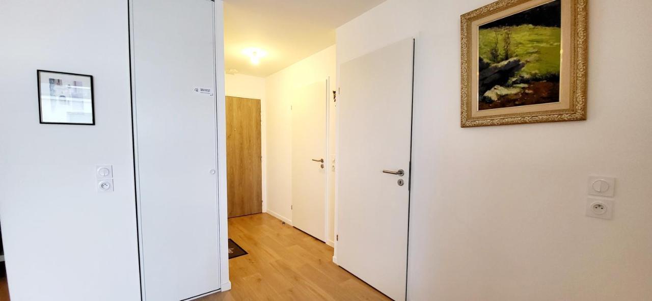 Appartement Moderne Finement Decore Avec Balcon A Vannes Centre Exterior foto
